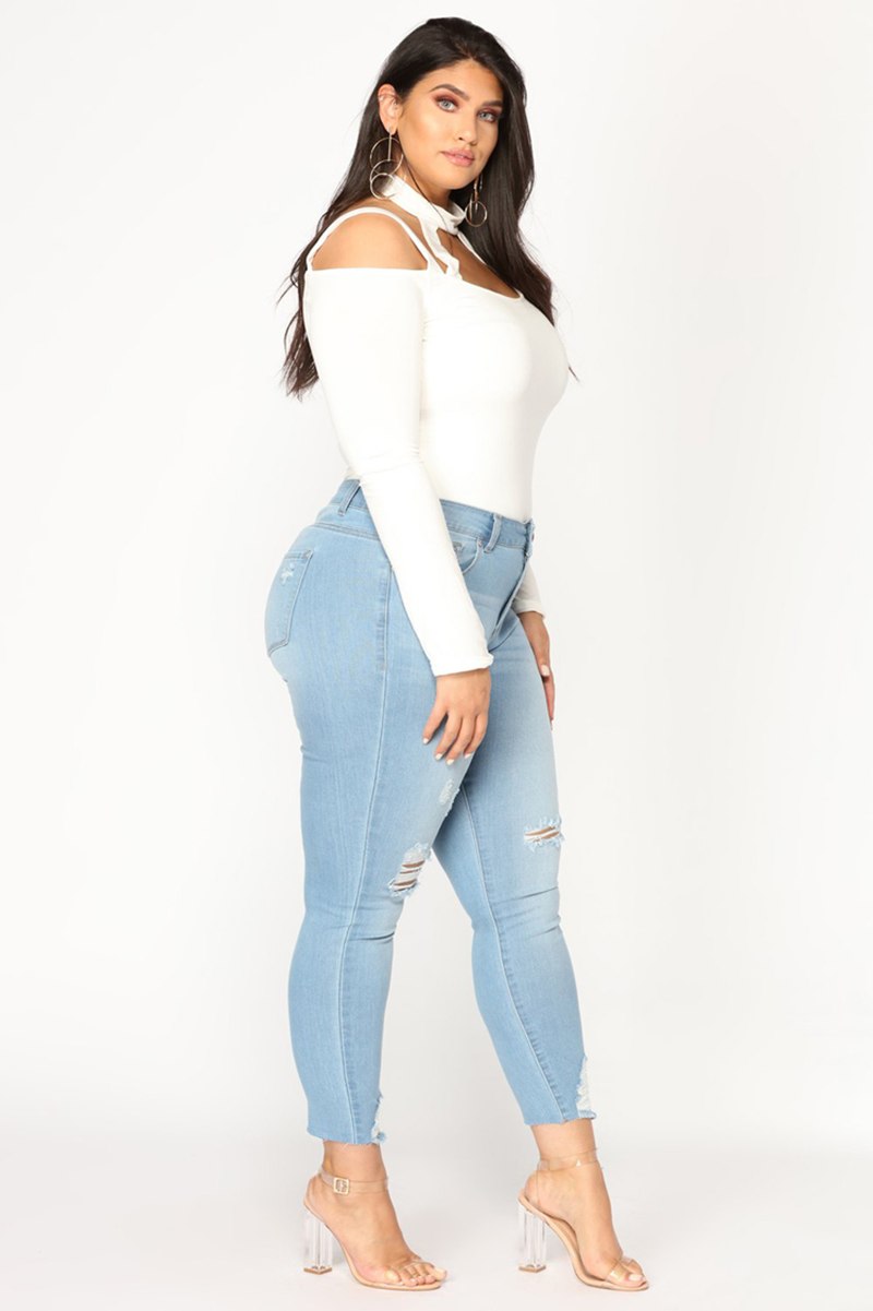 Light Blue Ripped Skinny jeans