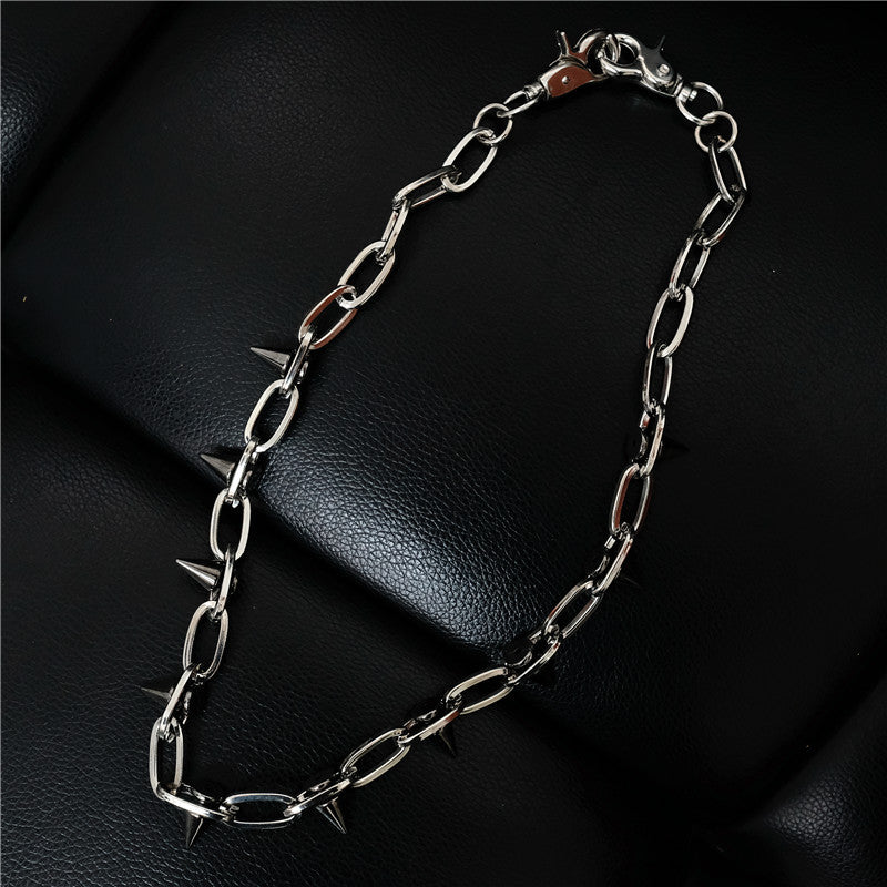 Rivet waist chain