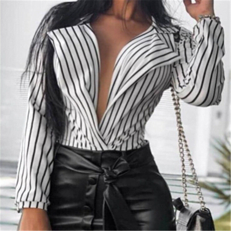 Long sleeve V-neck blouse